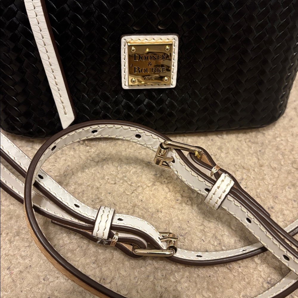 Dooney & Bourke Black and White Crossbody Bag - Picture 7 of 7